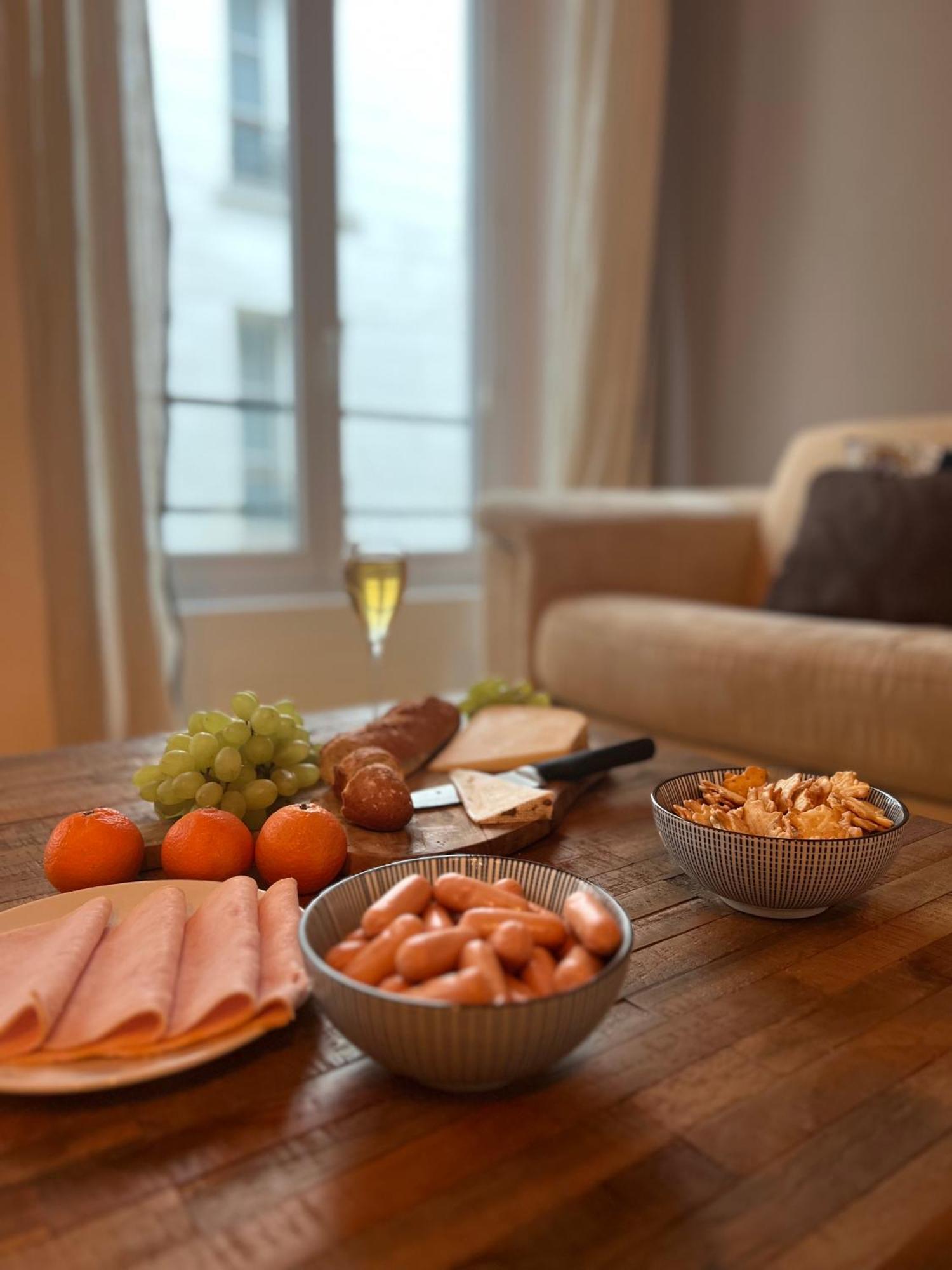Appartement A Saint-Paul En Plein Coeur Du Marais 4 Pers Paris Luaran gambar